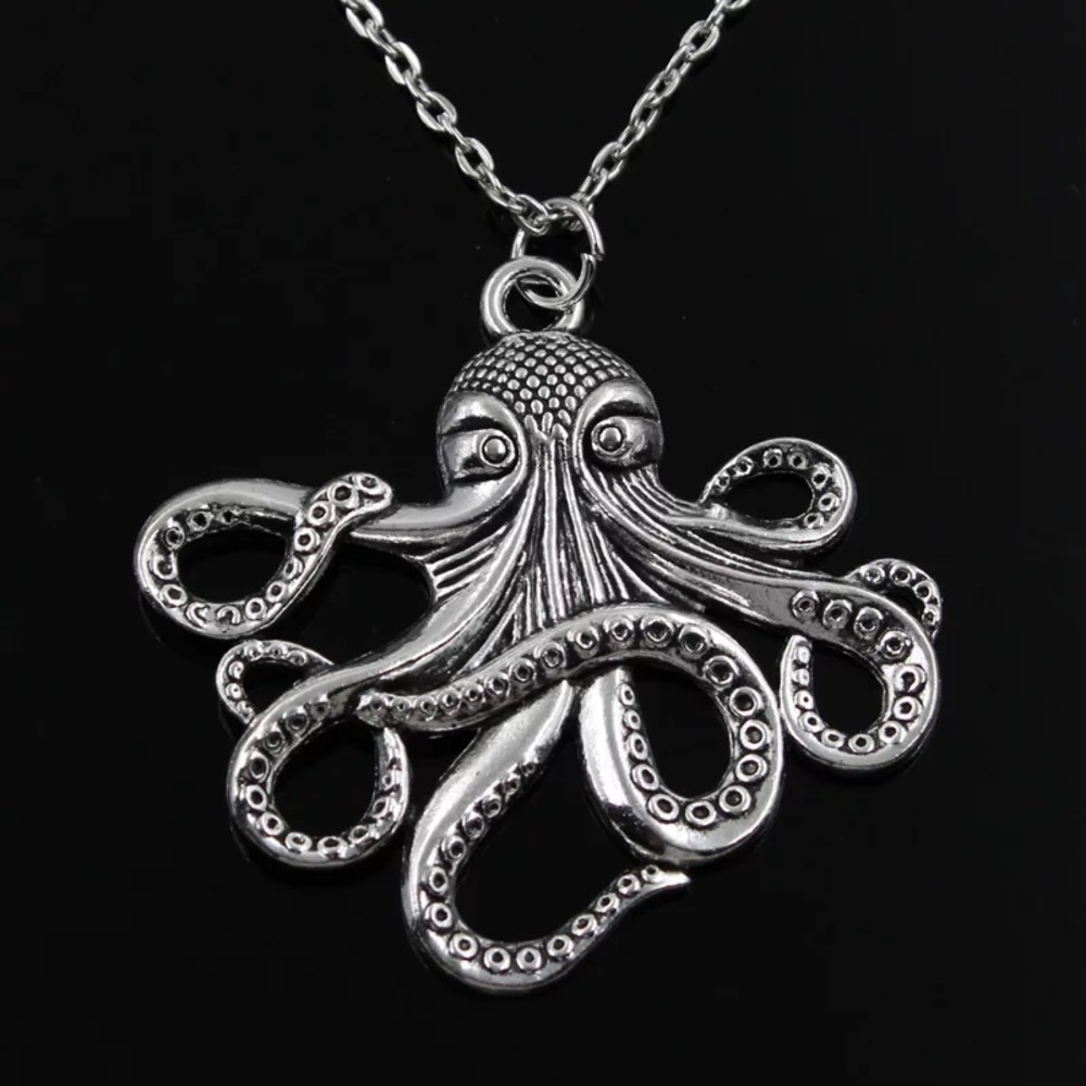 🔥Steampunk Octopus necklace. Antique silver color